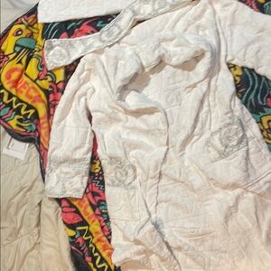 I ❤️ baroque white and silver Versace bathrobe